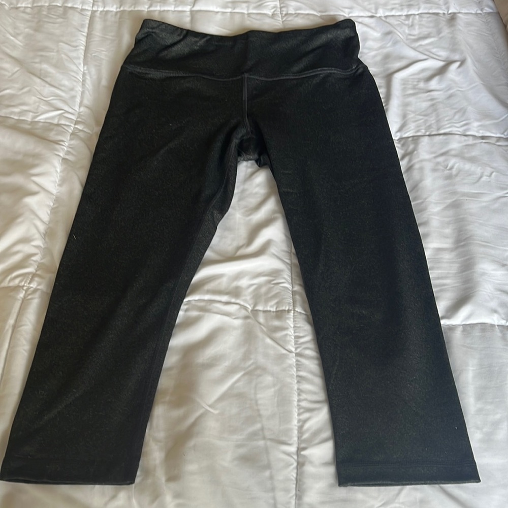 Ladies dark gray capri exercise pants